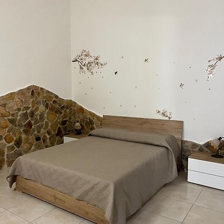 Dimora Cuoccio Bed & Breakfast Bari Dış mekan fotoğraf