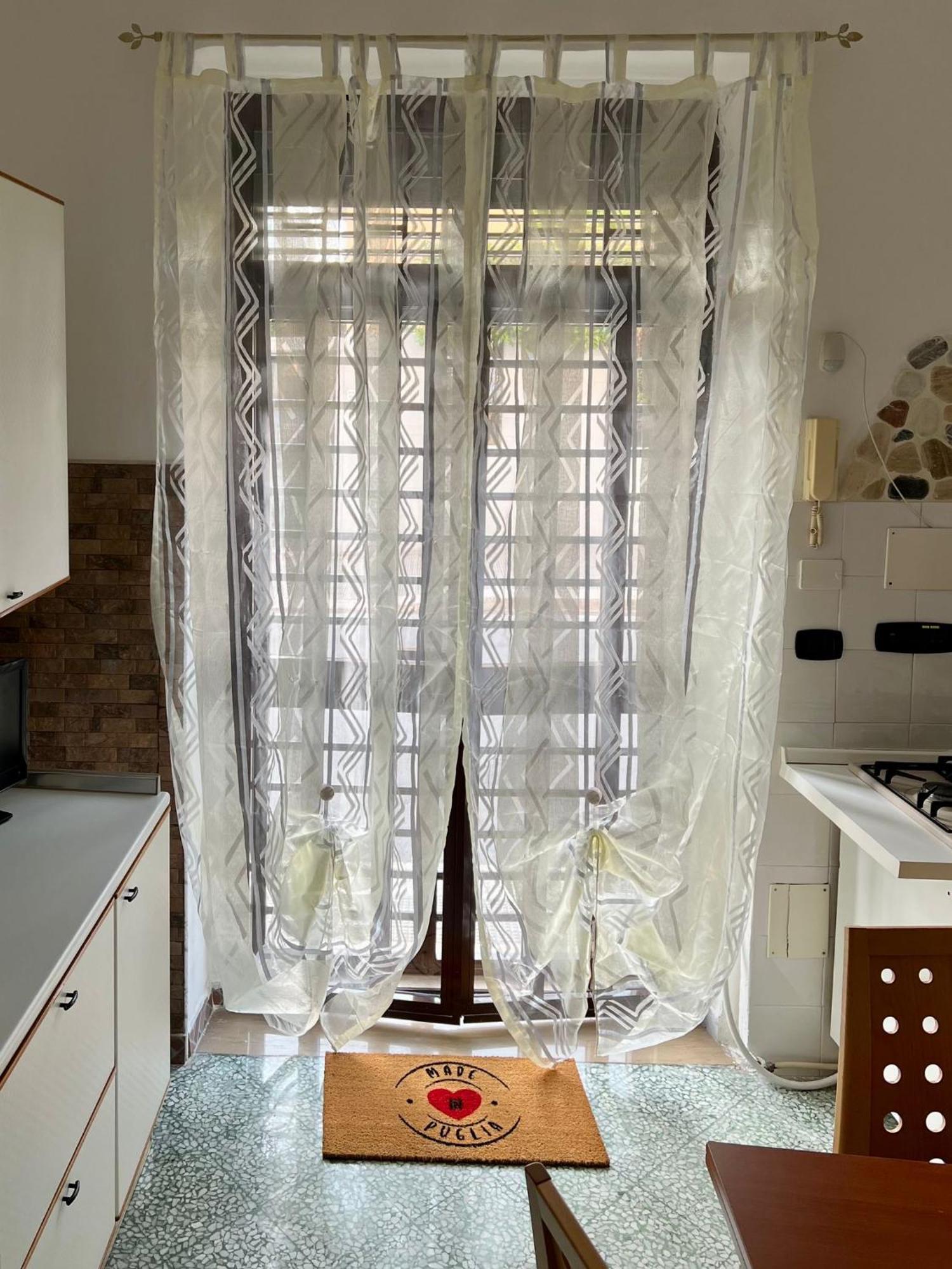 Dimora Cuoccio Bed & Breakfast Bari Dış mekan fotoğraf